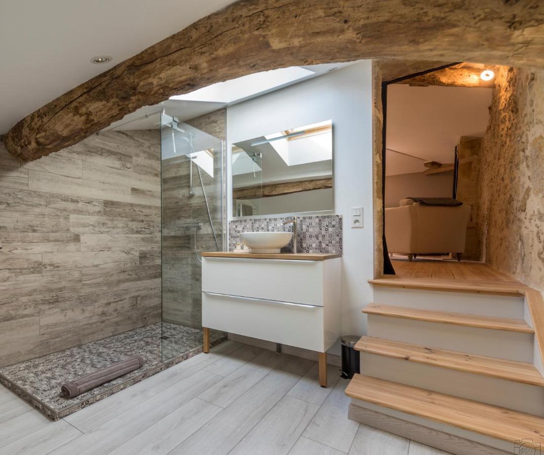 Bed and Breakfast La Vigneraie De Laura Sainte-Colombe  Экстерьер фото